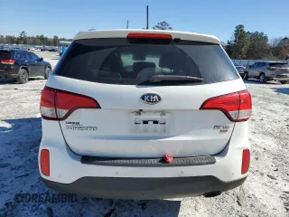 2014 Kia Sorento EX with VIN 5XYKUDA71EG432453, listed as a Copart auction lot 47379745 with 108,930 mi miles and Non Repairable. Bid and sale history available at DreamBid. Image 6.