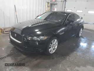 2019 Jaguar XE 25t z VIN SAJAS4FXXKCP52690, wystawiony jako IAAI lot #40936551 z przebiegiem 79 780 mil mil oraz . Historia ofert i sprzedaży dostępna na DreamBid. Obrazek 18.