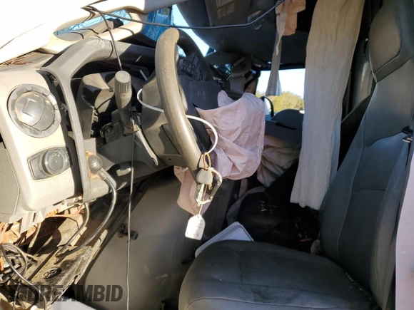 2021 Ford Econoline Cargo with VIN 1FDWE3FK7MDC21644, listed as a Copart auction lot 82983994 with Not Provided miles and Salvage Title. Bid and sale history available at DreamBid. Image 8.