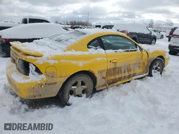 1998 Ford Mustang z VIN 1FAFP4046WF150030, wystawiony jako Copart lot #44960125 z przebiegiem 171 692 mil mil oraz Czysty tytuł • Clean title. Historia ofert i sprzedaży dostępna na DreamBid. Obrazek 3.