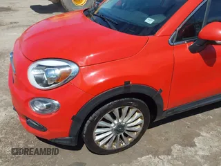 2016 FIAT 500X Lounge z VIN ZFBCFXDT5GP383186, wystawiony jako IAAI lot #42142047 z przebiegiem 163 900 mil mil oraz . Historia ofert i sprzedaży dostępna na DreamBid. Obrazek 6.