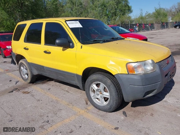 2003 Ford Escape XLS Popular with VIN 1FMYU92113KD90189, listed as a IAAI auction lot 42082279 with 261,215 mi miles. Bid and sale history available at carsss.com. Image 1.