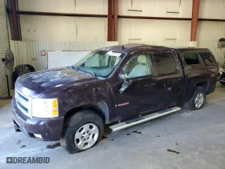 2008 Chevrolet Silverado 1500 LTZ with VIN 2GCEK13YX81146428, listed as a Copart auction lot 81629714 with 165,057 mi miles and Salvage Title. Bid and sale history available at carsss.com. Image 1.