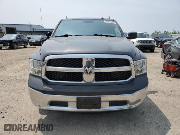 2018 Ram 1500 Tradesman z VIN 3C6JR6DG8JG250868, wystawiony jako Copart lot #58997015 z przebiegiem 109 142 mil mil oraz Czysty tytuł • Clean title. Historia ofert i sprzedaży dostępna na DreamBid. Obrazek 5.