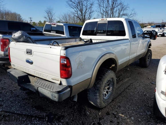 2013 Ford F-350 XL z VIN 1FT8X3B66DEA30856, wystawiony jako Copart lot #81529334 z przebiegiem Nie podano mil oraz Szkoda całkowita • Salvage title. Historia ofert i sprzedaży dostępna na DreamBid. Obrazek 3.