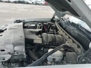 2018 Chevrolet Silverado 1500 LT с VIN 3GCUKREC4JG379083, выставлен на аукционе IAAI как лот 43001356 с пробегом 290 259 миль миль и . История ставок и продаж доступна на DreamBid. Изображение 24.