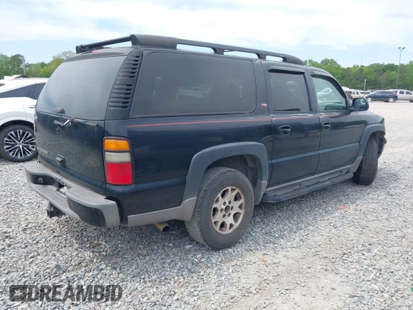 2006 Chevrolet Suburban LS w/1WT with VIN 1GNEC16Z36J176432, listed as a IAAI auction lot 42053552 with 364,087 mi miles. Bid and sale history available at carsss.com. Image 4.