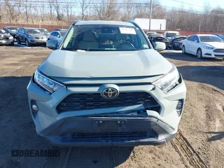 2021 Toyota RAV4 XLE with VIN 2T3W1RFV8MW152785, listed as a IAAI auction lot 41401709 with 55,069 mi miles. Bid and sale history available at carsss.com. Image 12.