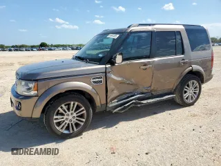 2016 Land Rover LR4 HSE Lux z VIN SALAK2V64GA795915, wystawiony jako Copart lot #61481325 z przebiegiem 106 023 mil mil oraz Szkoda całkowita • Salvage title. Historia ofert i sprzedaży dostępna na DreamBid. Obrazek 1.