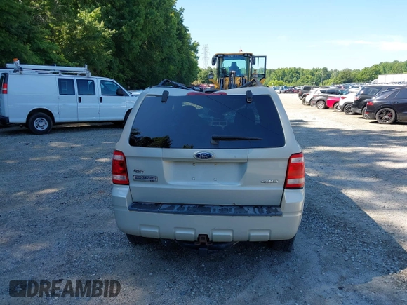 2008 Ford Escape XLT with VIN 1FMCU93198KE17879, listed as a IAAI auction lot 40125825 with 214,373 mi miles and . Bid and sale history available at DreamBid. Image 17.