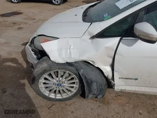 2013 Ford C-Max Hybrid SEL with VIN 1FADP5BU7DL544628, listed as a IAAI auction lot 41583426 with 230,761 mi miles. Bid and sale history available at carsss.com. Image 6.
