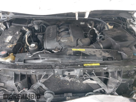 2004 Nissan Armada LE z VIN 5N1AA08B44N717061, wystawiony jako IAAI lot #42298978 z przebiegiem 246 938 mil mil oraz . Historia ofert i sprzedaży dostępna na DreamBid. Obrazek 10.