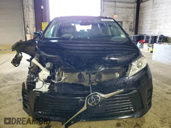 2020 Toyota Sienna LE with VIN 5TDJZ3DC4LS251654, listed as a Copart auction lot 82465304 with 140,250 mi miles and Salvage title. Bid and sale history available at DreamBid. Image 5.
