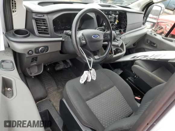 2022 Ford Transit Cargo with VIN 1FTBR1Y83NKA38591, listed as a Copart auction lot 39532004 with Not Provided miles and . Bid and sale history available at DreamBid. Image 8.