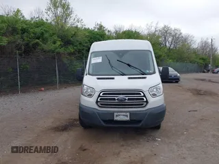 2017 Ford Transit Passenger XL z VIN 1FMZK1CM8HKA67270, wystawiony jako IAAI lot #42074459 z przebiegiem 50 461 mil mil oraz . Historia ofert i sprzedaży dostępna na DreamBid. Obrazek 13.