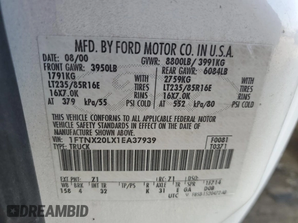 2001 Ford Super Duty F-250 XL with VIN 1FTNX20LX1EA37939, listed as a Copart auction lot 82408314 with 303,527 mi miles and Salvage Title. Bid and sale history available at carsss.com. Image 13.