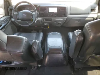 2003 Ford Super Duty F-250 XL with VIN 1FTNW20S43EA50117, listed as a Copart auction lot 70412844 with 224,403 mi miles and Salvage Title. Bid and sale history available at carsss.com. Image 8.