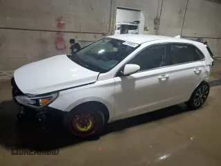 2018 Hyundai Elantra GT with VIN KMHH35LE4JU063820, listed as a Copart auction lot 81360684 with 104,786 mi miles and Salvage Title. Bid and sale history available at carsss.com. Image 1.