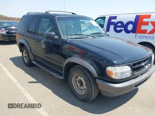 1998 Ford Explorer Sport z VIN 1FMYU22X6WUD22023, wystawiony jako IAAI lot #42724396 z przebiegiem 309 857 mil mil oraz . Historia ofert i sprzedaży dostępna na DreamBid. Obrazek 1.