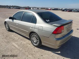2005 Honda Civic Sdn EX with VIN 2HGES26715H557911, listed as a IAAI auction lot 41784208 with 208,082 mi miles. Bid and sale history available at carsss.com. Image 3.