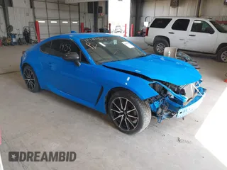 2022 Toyota GR86 with VIN JF1ZNBC11N8756315, listed as a IAAI auction lot 41431453 with 30,560 mi miles. Bid and sale history available at carsss.com. Image 1.