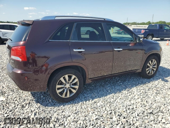 2011 Kia Sorento SX z VIN 5XYKW4A29BG127342, wystawiony jako Copart lot #57291455 z przebiegiem 291 922 mil mil oraz Czysty tytuł • Clean title. Historia ofert i sprzedaży dostępna na DreamBid. Obrazek 3.