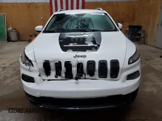2015 Jeep Cherokee Latitude z VIN 1C4PJMCS1FW520214, wystawiony jako Copart lot #58064705 z przebiegiem 98 602 mil mil oraz Czysty tytuł • Clean title. Historia ofert i sprzedaży dostępna na DreamBid. Obrazek 5.