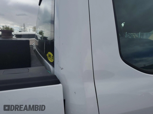 2017 Ford F-150 XL with VIN 1FTEX1EP7HKE51066, listed as a IAAI auction lot 42155110 with 181,556 mi miles. Bid and sale history available at carsss.com. Image 1.