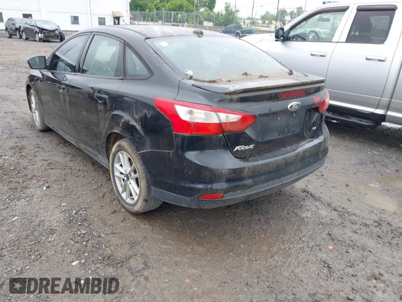 2012 Ford Focus SE с VIN 1FAHP3F21CL460902, выставлен на аукционе IAAI как лот 42482808 с пробегом 147 576 миль миль и . История ставок и продаж доступна на DreamBid. Изображение 3.