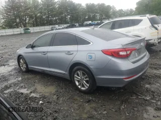 2015 Hyundai Sonata SE z VIN 5NPE24AF4FH010861, wystawiony jako Copart lot #55821735 z przebiegiem 207 202 mil mil oraz Czysty tytuł • Clean title. Historia ofert i sprzedaży dostępna na DreamBid. Obrazek 2.