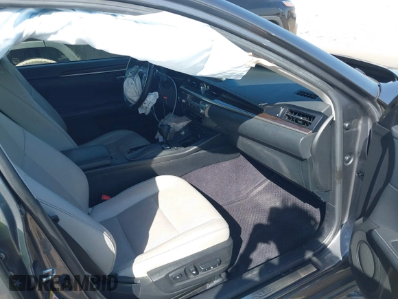 2013 Lexus ES 4dr Sdn with VIN JTHBK1GG5D2056861, listed as a IAAI auction lot 41777864 with 95,943 mi miles. Bid and sale history available at carsss.com. Image 5.