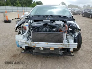 2016 Ford Fusion SE Hybrid with VIN 3FA6P0LUXGR184285, listed as a Copart auction lot 62699805 with 132,264 mi miles and Salvage title. Bid and sale history available at DreamBid. Image 5.