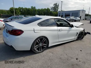 2020 BMW 4 Series 430i with VIN WBA4W3C03LFH55934, listed as a Copart auction lot 67247393 with 68,424 mi miles and Non repairable. Bid and sale history available at DreamBid. Image 3.