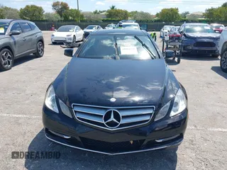 2013 Mercedes-Benz E-Class E 350 with VIN WDDKJ5KB1DF212769, listed as a IAAI auction lot 42064928 with 62,500 mi miles. Bid and sale history available at carsss.com. Image 13.