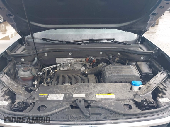2022 Volkswagen Atlas SE z VIN 1V2JR2CA4NC529787, wystawiony jako IAAI lot #42051211 z przebiegiem 55 787 mil mil oraz . Historia ofert i sprzedaży dostępna na DreamBid. Obrazek 10.