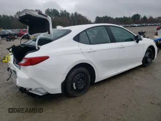 2025 Toyota Camry LE z VIN 4T1DBADK4SU017453, wystawiony jako Copart lot #52183485 z przebiegiem 16 812 mil mil oraz Szkoda całkowita • Salvage title. Historia ofert i sprzedaży dostępna na DreamBid. Obrazek 3.