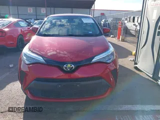 2020 Toyota C-HR LE with VIN JTNKHMBX6L1069871, listed as a IAAI auction lot 41626456 with 31,200 mi miles. Bid and sale history available at carsss.com. Image 12.