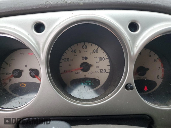 2002 Chrysler PT Cruiser z VIN 3C4FY48B42T383933, wystawiony jako Copart lot #85274004 z przebiegiem 92 006 mil mil oraz Szkoda całkowita • Salvage title. Historia ofert i sprzedaży dostępna na DreamBid. Obrazek 9.