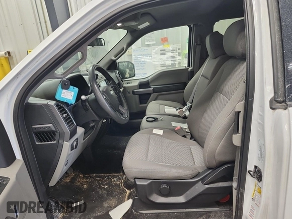 2019 Ford F-150 XL with VIN 1FTEX1EP7KKC19042, listed as a IAAI auction lot 42588713 with 95,305 mi miles and . Bid and sale history available at DreamBid. Image 40.