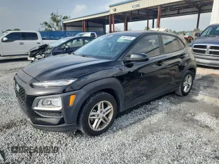 2021 Hyundai Kona SE z VIN KM8K12AA5MU708909, wystawiony jako Copart lot #59675255 z przebiegiem 45 536 mil mil oraz Szkoda całkowita • Salvage title. Historia ofert i sprzedaży dostępna na DreamBid. Obrazek 1.