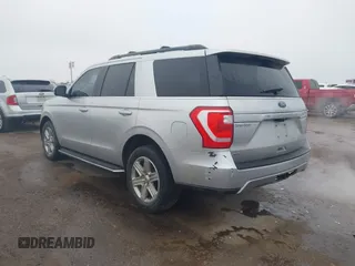 2018 Ford Expedition XLT with VIN 1FMJU1HT5JEA22248, listed as a IAAI auction lot 41253595 with 56,587 mi miles. Bid and sale history available at carsss.com. Image 3.