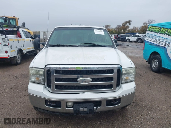 2006 Ford Super Duty F-250 XL with VIN 1FTSW20P16EB23642, listed as a IAAI auction lot 41012205 with 134,178 mi miles. Bid and sale history available at carsss.com. Image 12.
