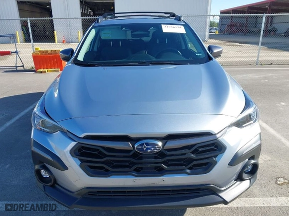 2024 Subaru Crosstrek Limited with VIN 4S4GUHN61R3770701, listed as a IAAI auction lot 41956578 with 9,875 mi miles. Bid and sale history available at carsss.com. Image 12.