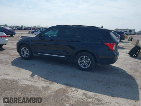 2024 Ford Explorer XLT z VIN 1FMSK7DH1RGA32337, wystawiony jako IAAI lot #41887000 z przebiegiem 16 071 mil mil oraz . Historia ofert i sprzedaży dostępna na DreamBid. Obrazek 14.