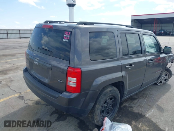 2016 Jeep Patriot Sport with VIN 1C4NJRBB0GD669121, listed as a IAAI auction lot 41947932 with 212,040 mi miles and . Bid and sale history available at carsss.com. Image 4.