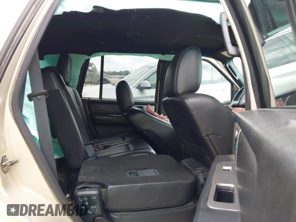 2017 Ford Expedition XLT with VIN 1FMJU1HT9HEA23638, listed as a IAAI auction lot 42130179 with Not provided miles and . Bid and sale history available at DreamBid. Image 8.