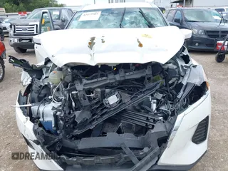 2023 Nissan Kicks SV with VIN 3N1CP5CV3PL569549, listed as a IAAI auction lot 42472905 with Not provided miles and . Bid and sale history available at DreamBid. Image 6.
