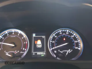2018 Toyota Highlander SE с VIN 5TDJZRFHXJS904447, выставлен на аукционе IAAI как лот 42461685 с пробегом 89 056 миль миль и . История ставок и продаж доступна на DreamBid. Изображение 7.
