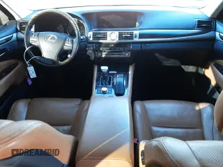 2017 Lexus LS 460 с VIN JTHCL5EF9H5029234, выставлен на аукционе Copart как лот 68163212 с пробегом 48 324 миль миль и . История ставок и продаж доступна на DreamBid. Изображение 8.