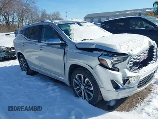 2019 GMC Terrain Denali with VIN 3GKALSEX4KL134355, listed as a IAAI auction lot 41568682 with 33,007 mi miles. Bid and sale history available at carsss.com. Image 1.